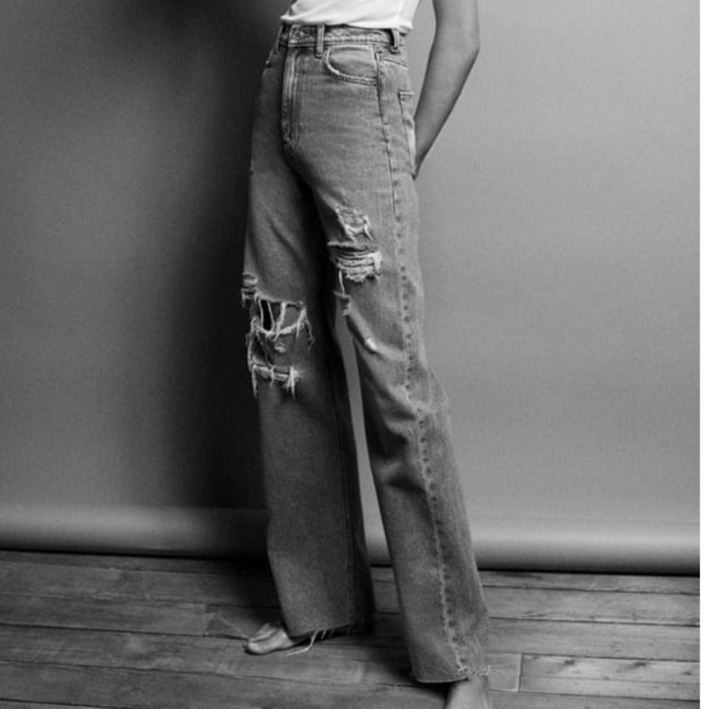 ZARA full wide length Jean 10
